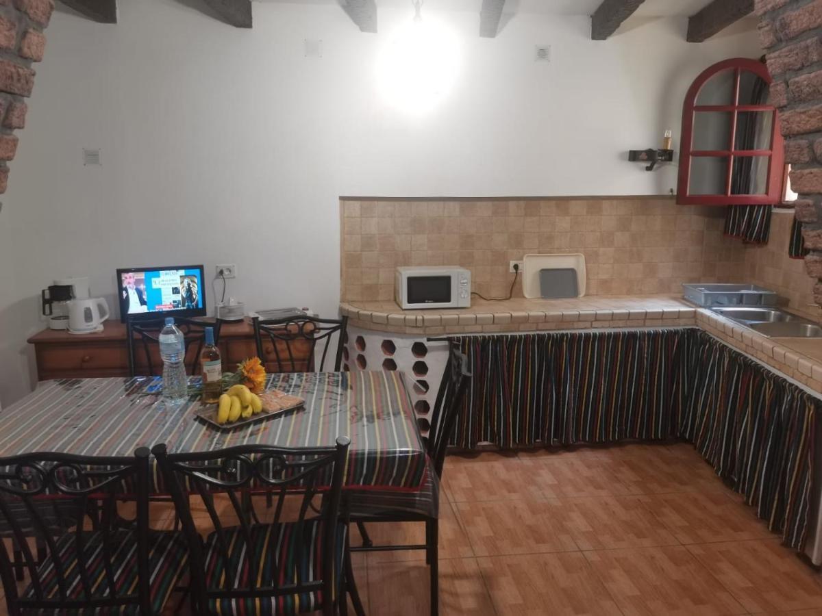 הוילה לוס ריאלחוס Casita Rural Con Jacuzzi Climatizado. מראה חיצוני תמונה